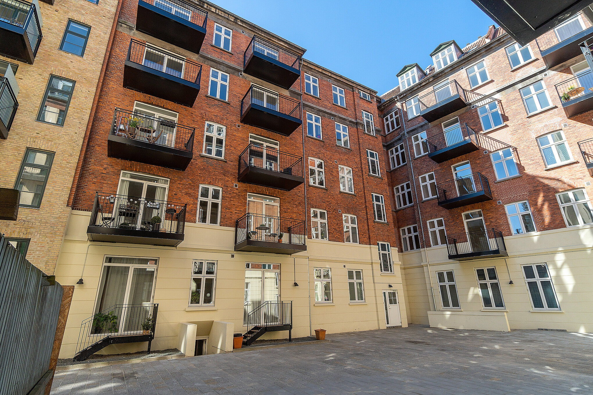 Anker Heegaards Gade 1-5 - properties for rent in København V - Propstep